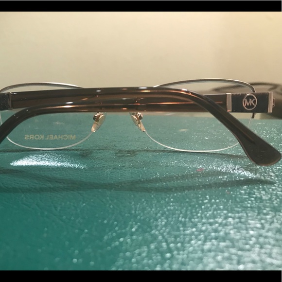 MICHAEL KORS Eyeglasses - Picture 2 of 3